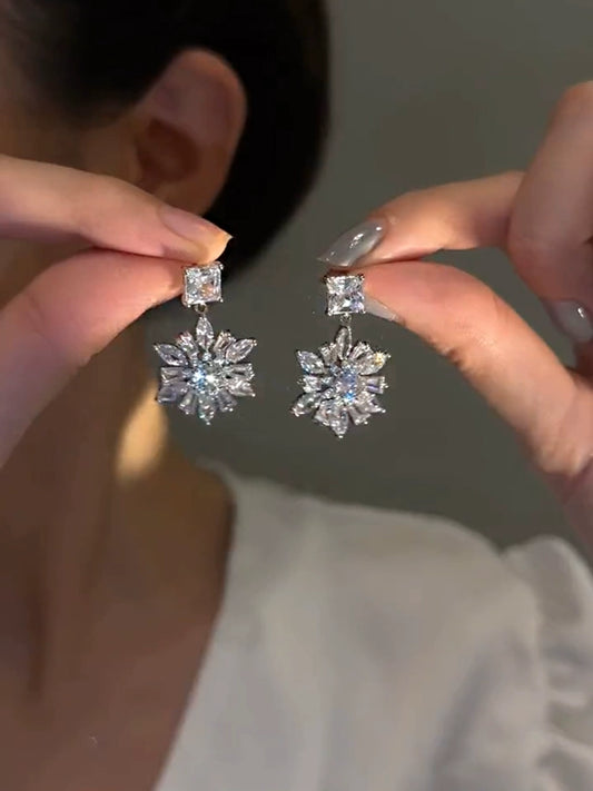 Accessible Luxury Full Diamond Special-Interest Design Flower Pendant Female Zircon